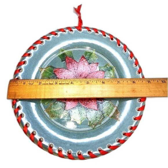 Original Hand Painted Green Poinsettia Ribbon Laced Decorative Christmas Plate - Picture 5 of 5